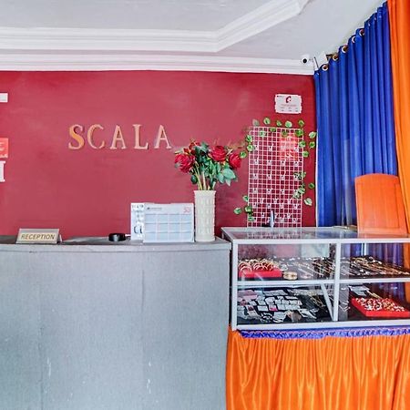 Oyo 90450 Sentra Inn Medan Zewnętrze zdjęcie