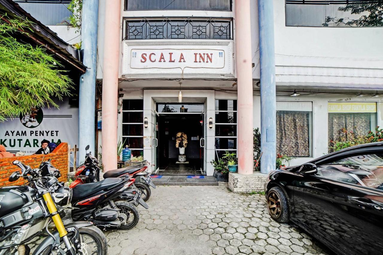 Oyo 90450 Sentra Inn Medan Zewnętrze zdjęcie